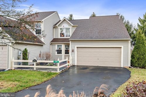 28 Liberty Ct, Carlisle, PA 17015-7109