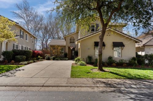 1685 Osborne Ct, Folsom, CA 95630-7332