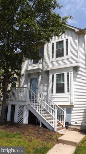 9 Wagon Wheel Dr, Erial, NJ 08081-4801