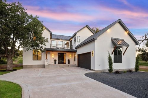 253 Lazy Oaks Ln, Lakeside Heights, TX 78639-4082