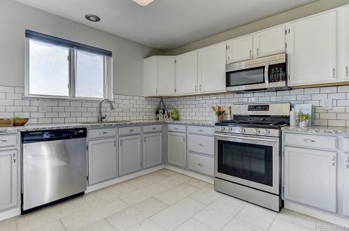 4077 Kirk Ct, Denver CO  80013-6019 exterior