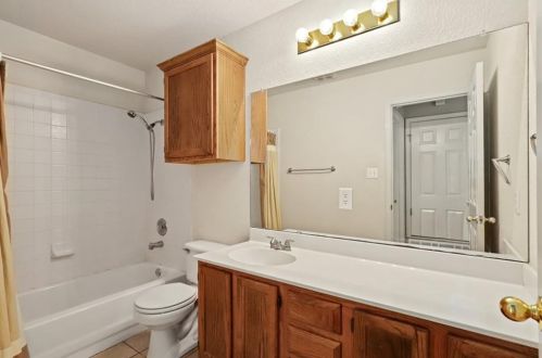 9408 Bernoulli Dr, Austin TX  78748-5044 exterior