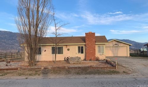29435 Pinedale Dr, Tehachapi, CA 93561-8541
