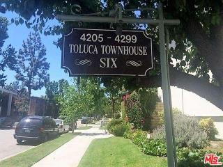 4225 Sarah St, Burbank, CA 91505-3815