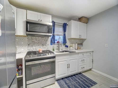 48 Halstead St, Newark NJ  07106-1101 exterior