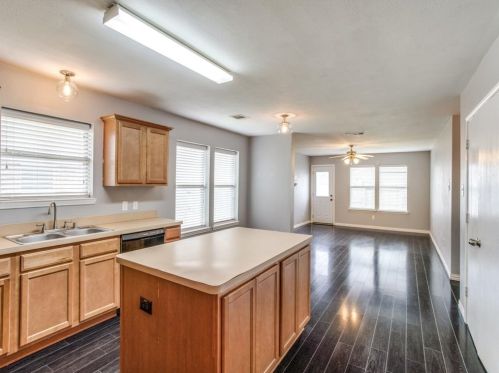 1213 Toledo Bend Dr, Princeton TX  75407-2856 exterior