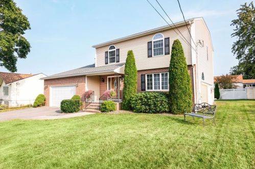 10 Olney St, Providence, RI 02919-5143