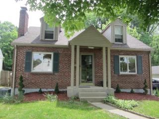 3302 Pine St, Cincinnati, OH 45244-3106
