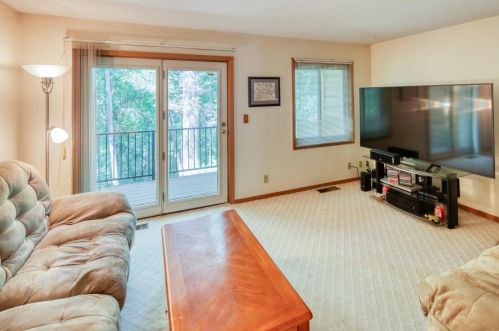 3253 Evergreen Dr, Saint Paul MN  55121-1771 exterior