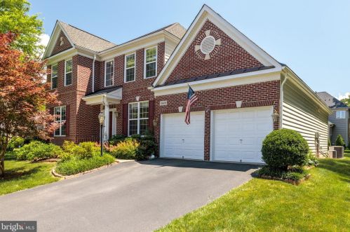 8405 Ravenglass Ct, Lorton, VA 22079-5021