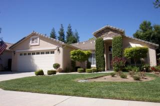 2688 Muncie Ave, Fresno, CA 93720-4912