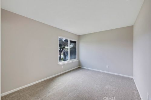 6969 Hillside Ave, Riverside CA  92504-2071 exterior