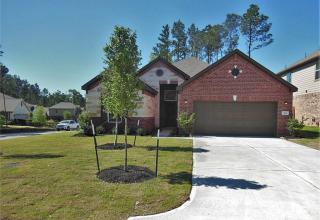 1903 Elkington Cir, Conroe TX  77304-1885 exterior