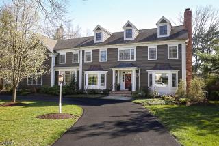 16 Linden Ln, Chatham Township, NJ 07928-1622