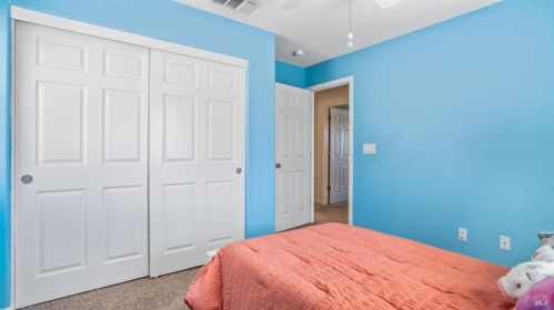 5283 Gramercy Cir, Fairfield CA  94533-6680 exterior