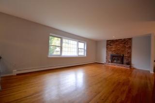 34 Park Rd, Sparta, NJ 07871-2001