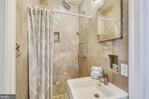 1903 Stratton Rd, Silver Spring MD 20910-1739 exterior