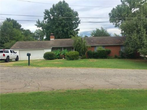 700 Beeler St, Poteau, OK 74953-2318