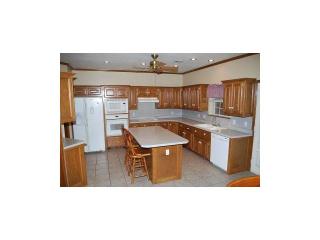 620 Summer Oaks Dr, Blanchard, OK 73010-9593