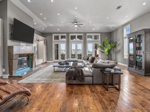 4750 Gresham Dr, Folsom CA  95762-7700 exterior