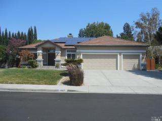 967 Cedar Brook Ln, Vacaville, CA 95687-5261
