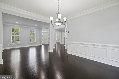 19308 Bothwell Ct, Triangle VA  22172-2341 exterior