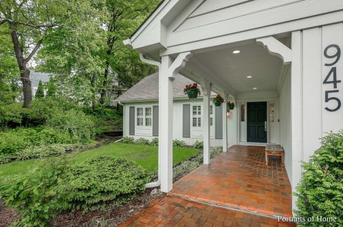 945 Crescent Blvd, Glendale Heights, IL 60137-4239