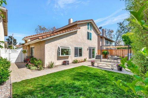 22 Delamesa, Irvine CA  92620-1838 exterior