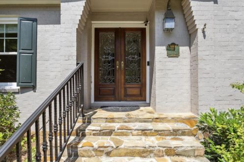 285 Brackenwood Cir, Atlanta GA  30328-2648 exterior