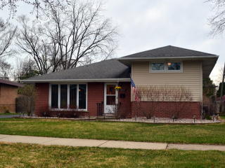 18525 Ashland Ave, Homewood, IL 60430-3807