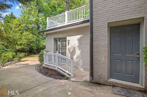 150 Beverly Rd, Atlanta GA  30309-2656 exterior