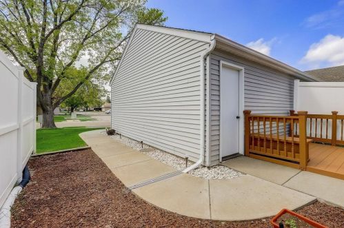 5191 149th St, Saint Paul MN  55124-5984 exterior