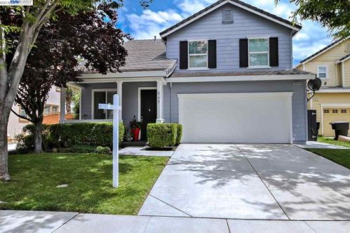 868 Mason Ct, Tracy, CA 95377-8523