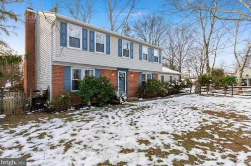 6051 Tamar Dr, Columbia, MD 21045-4022