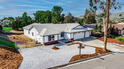5443 Polo Ct, Riverside CA  92509-5351 exterior