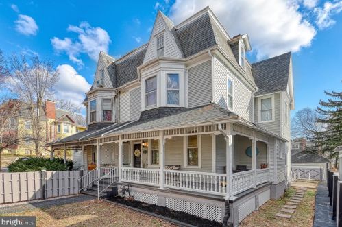 444 Lincoln St, York PA  17401-2952 exterior