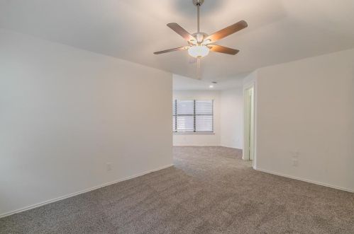 1602 Palisades Dr, Carrollton TX 75007-5043 exterior