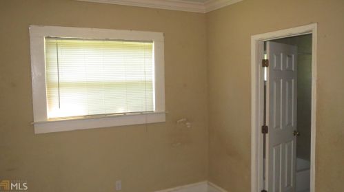 2718 Harris St, Atlanta GA  30344-6925 exterior