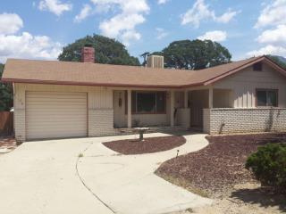 28 Clara Dr, Bodfish, CA 93205-9769
