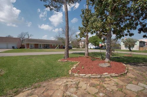 3803 Bonita Ln, Morgans Point TX  77571-7320 exterior