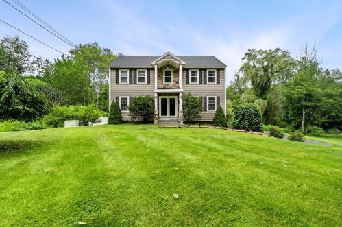 3 Kimball Rd, Londonderry, NH 03053-2530