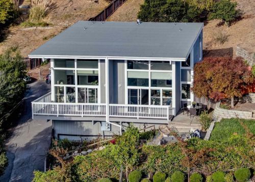 20 Racoon Ln, Tiburon, CA 94920-1949