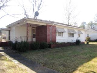 407 Laurens St, Joanna, SC 29351-1308