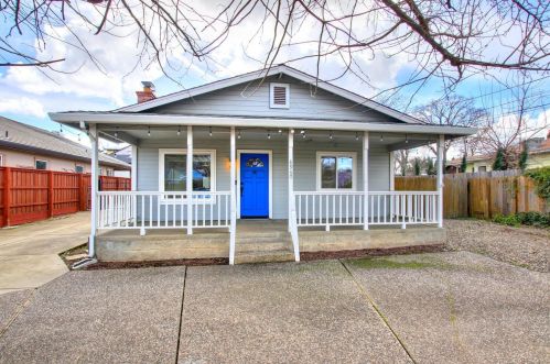 8960 Central Ave, Citrus Heights CA  95662-4102 exterior