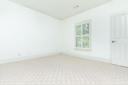 2767 Grv St, Atlanta GA  30319-2843 exterior