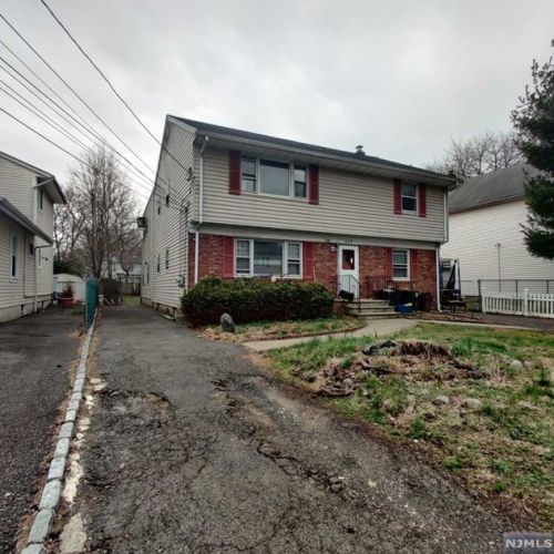 249 Lexington Ave, Dumont, NJ 07628-1733