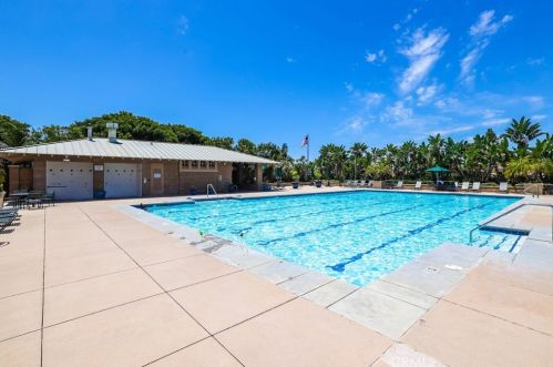 7 Rhode Is, Irvine CA  92606-1755 exterior