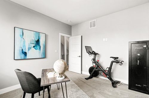 3332 Washington St, Englewood CO 80113-5854 exterior