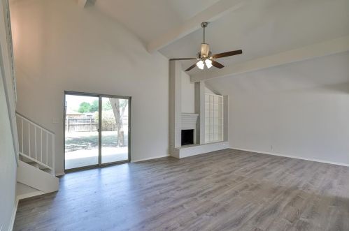 1829 Spruce Ln, Fort Worth TX  76126-3909 exterior