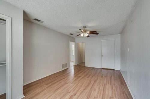 234 Cherry Pt Dr, Dallas TX  75232-3629 exterior